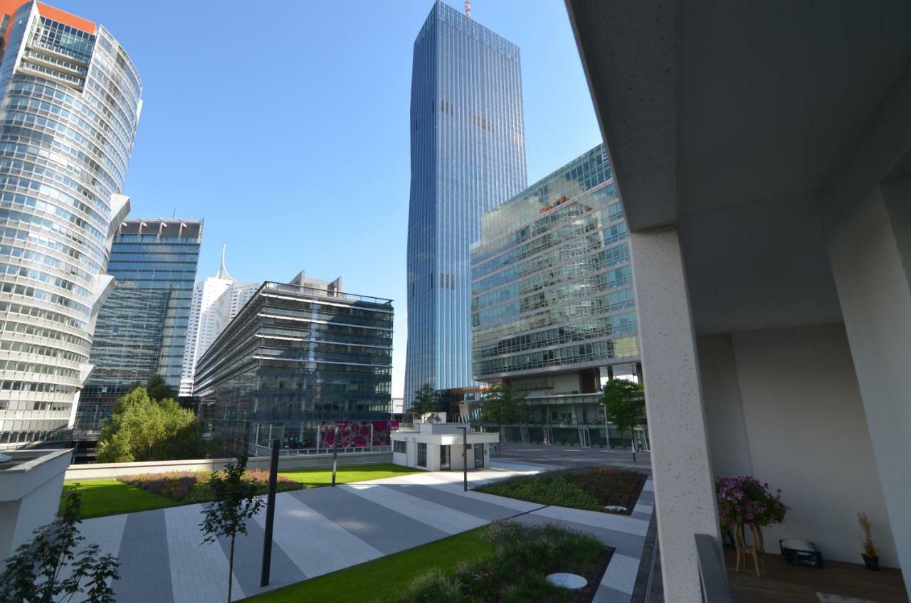 Apartment With Parking On Premise Вена Экстерьер фото