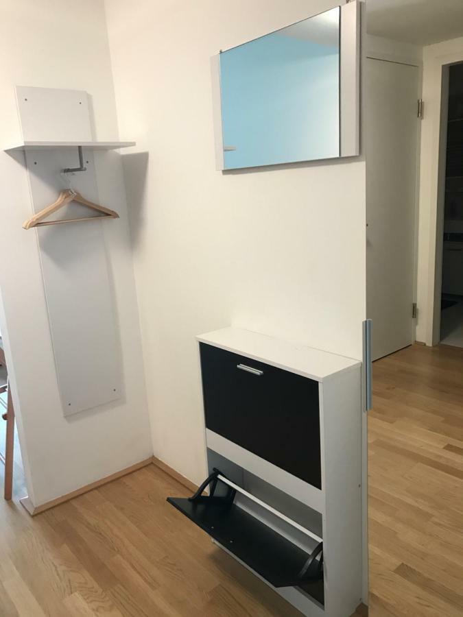 Apartment With Parking On Premise Вена Экстерьер фото