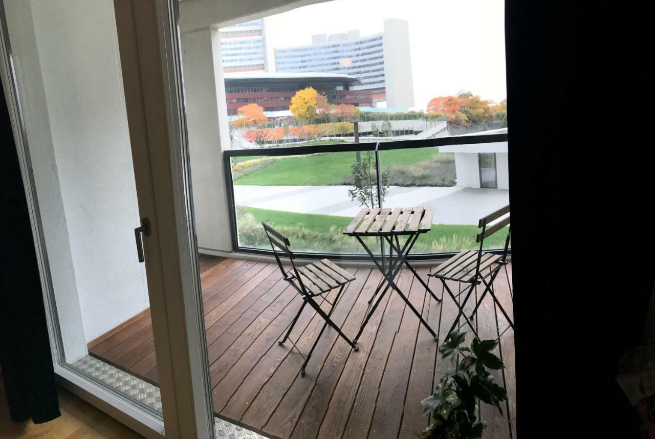 Apartment With Parking On Premise Вена Экстерьер фото