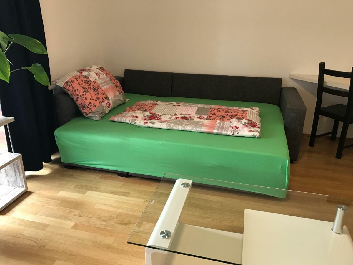 Apartment With Parking On Premise Вена Экстерьер фото