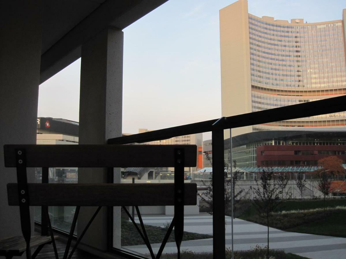 Apartment With Parking On Premise Вена Экстерьер фото
