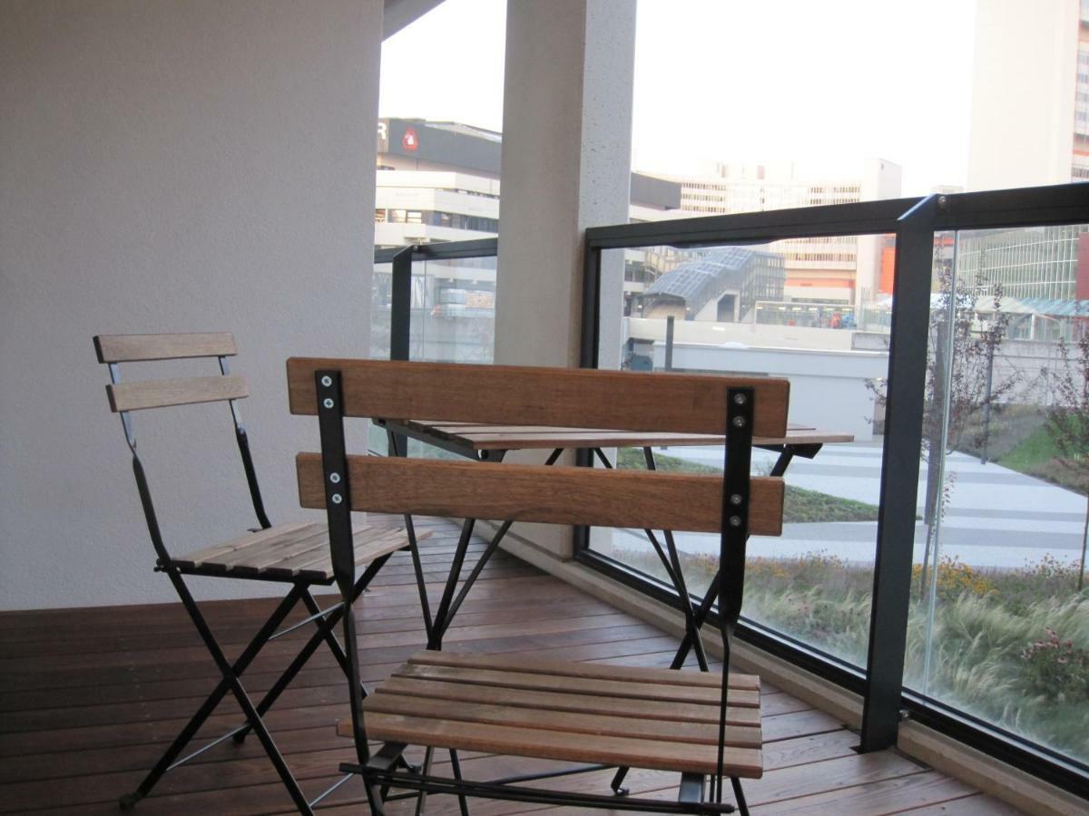 Apartment With Parking On Premise Вена Экстерьер фото